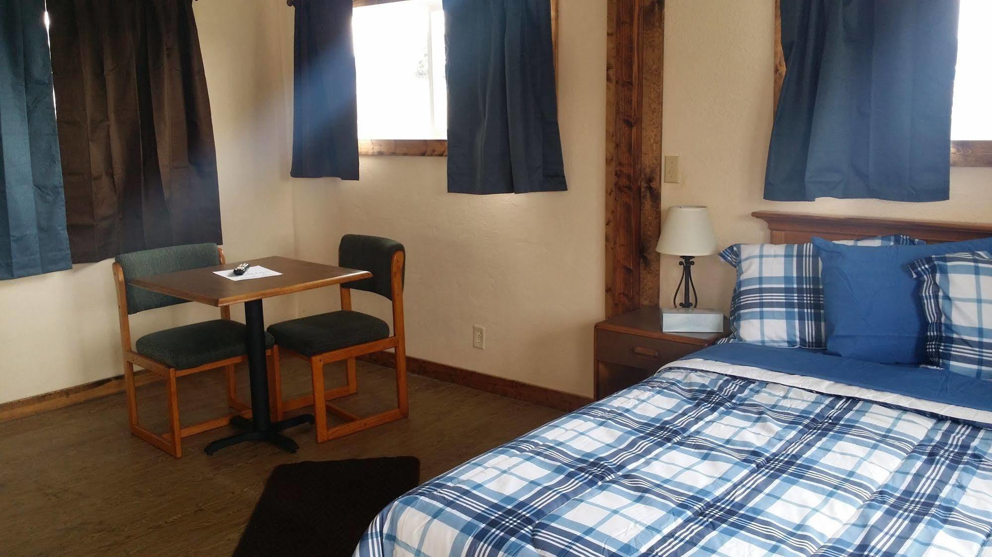 Terrace Motel Кус-Бей Экстерьер фото