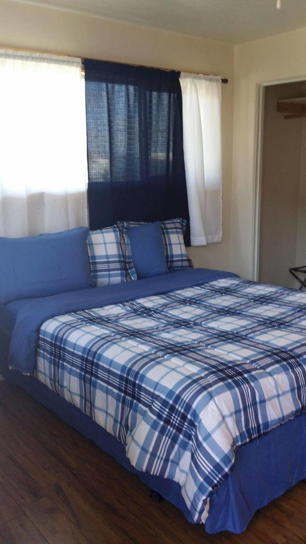Terrace Motel Кус-Бей Экстерьер фото